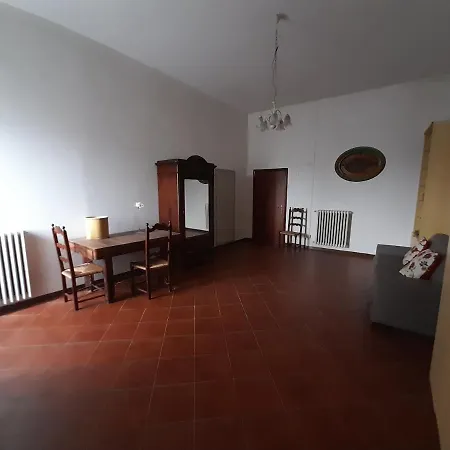 Appartamento Appartamento sulla struttura del Castello Bourbon del Monte